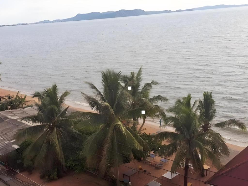 Sea Falcon On The Water Na Chom Thian Exterior foto